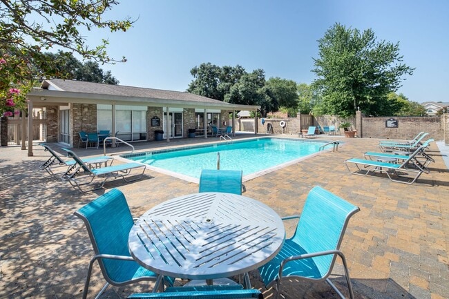 Building Photo - City Heights Steeplechase