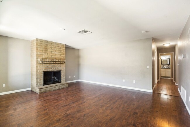 Building Photo - 53385 Eisenhower Dr