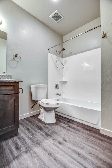 Bathroom - 230 N Winchester Rd