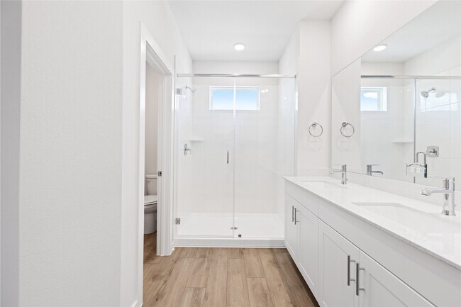 Building Photo - 8119 Danson Ln