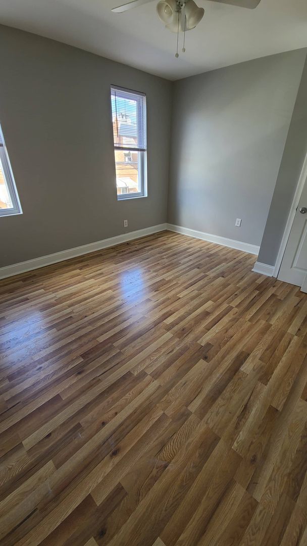 Building Photo - 3 Bed, 1.5 Bath House for Rent in Port Ric...