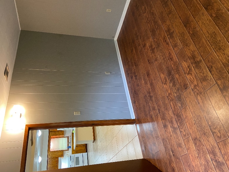 Building Photo - 878 Leeville Rd