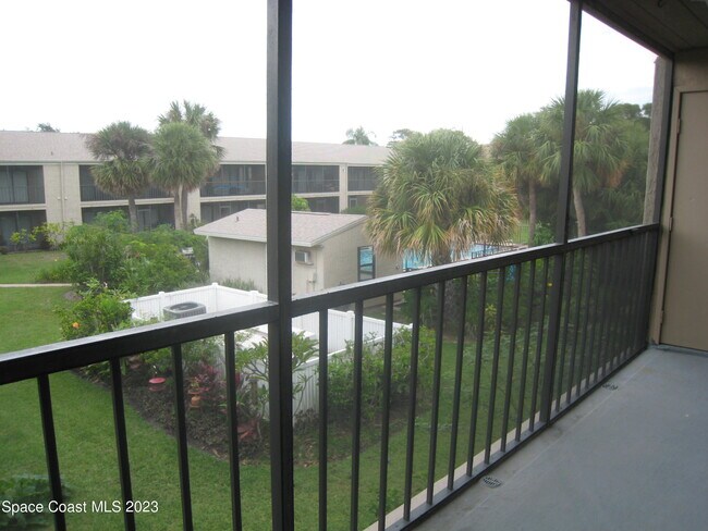 Building Photo - 201 International Dr