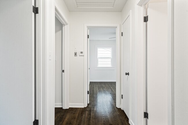 Building Photo - 7109 Conser St