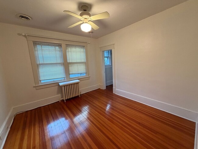 Building Photo - South Roanoke Charm!