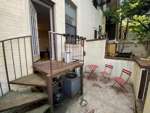 Building Photo - 222-224 48TH ST-