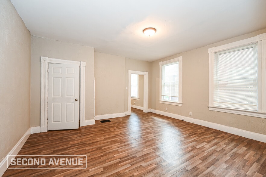 Building Photo - 3859 Vine St