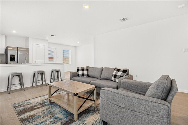 Building Photo - 7909 Thor Dr