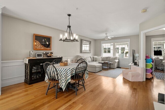 Building Photo - 30 Park St