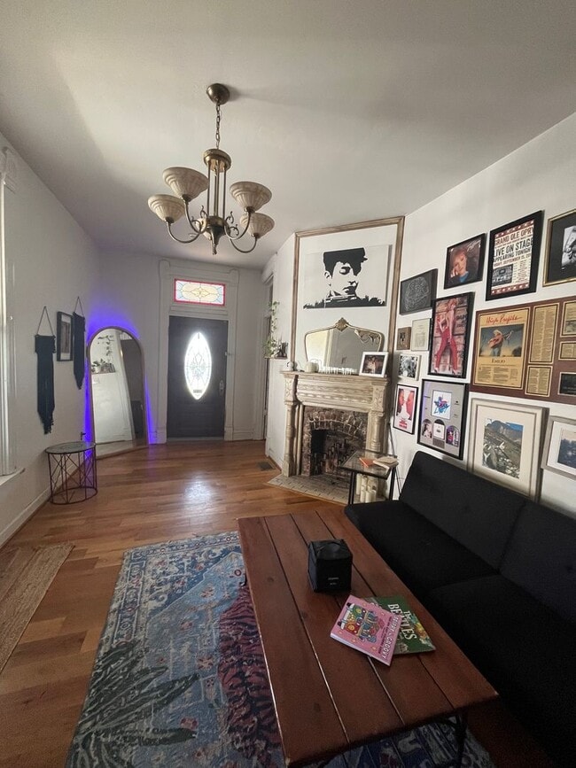 Building Photo - Charming East Nashville Home, 3 Bedrooms/3 baths, fenced yard