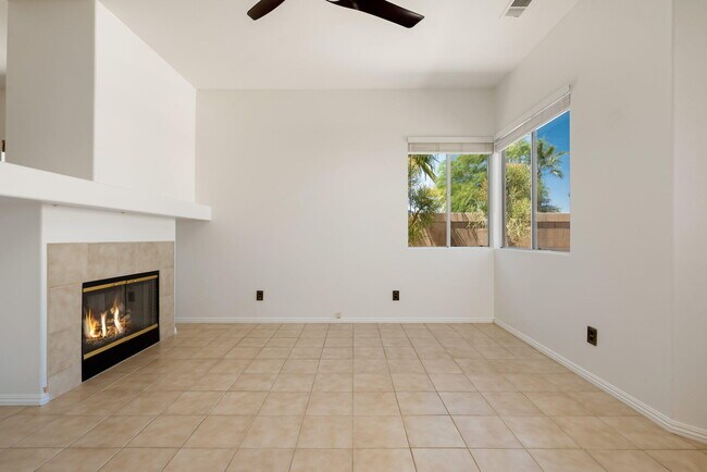 Building Photo - 45160 Debbie Dr