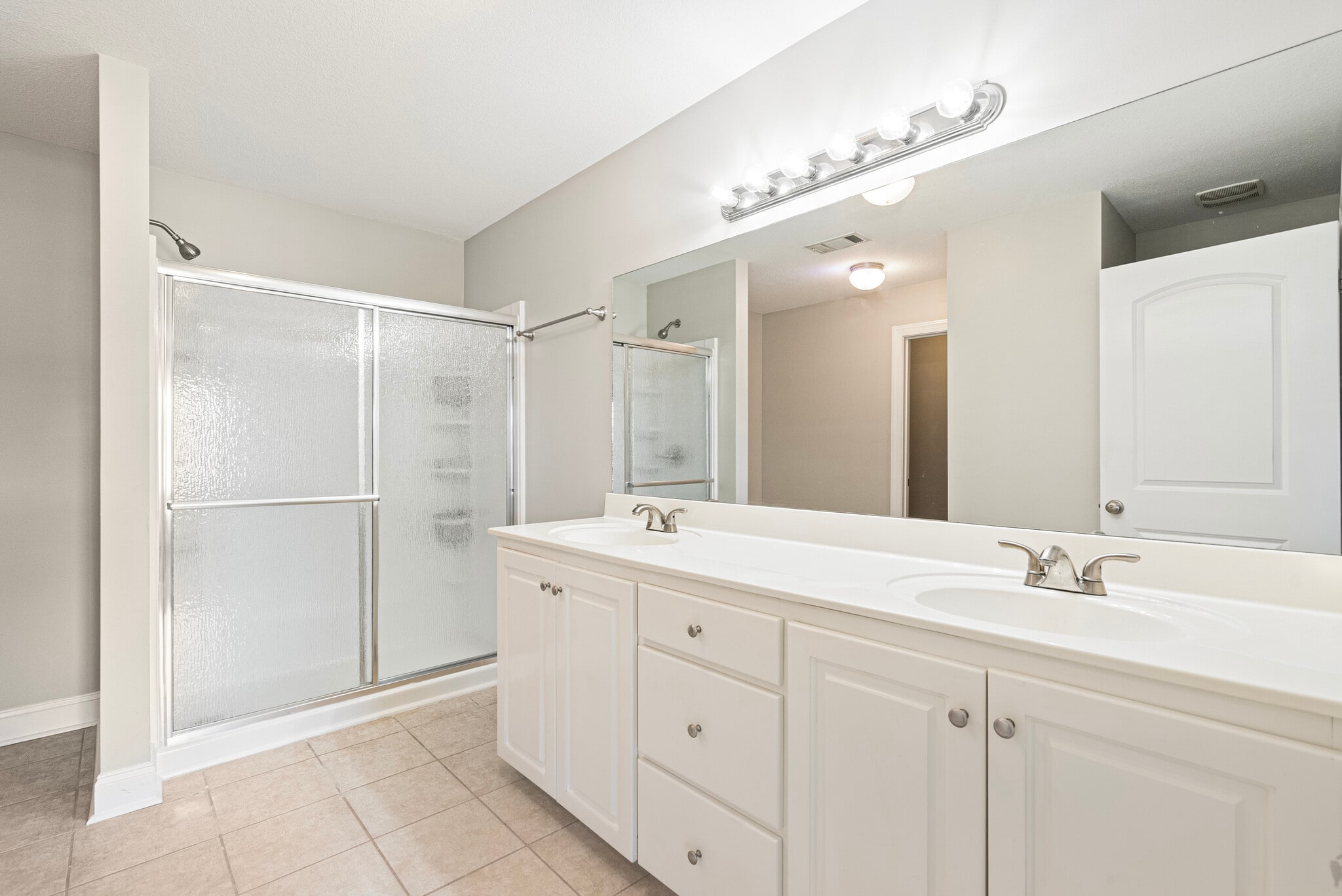 Building Photo - 728 Southpointe Commons Loop