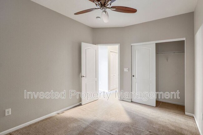 Building Photo - 9531 Cedarhurst Ln