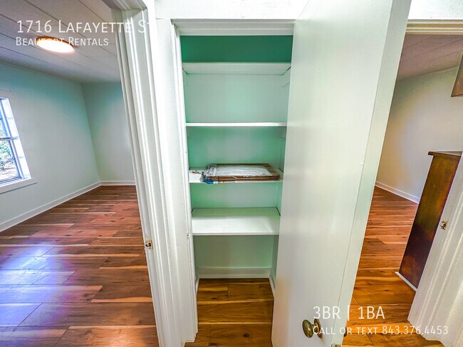 Building Photo - 1716 Lafayette St