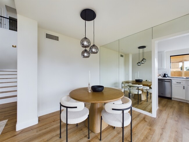 Building Photo - 2543 Caminito Muirfield