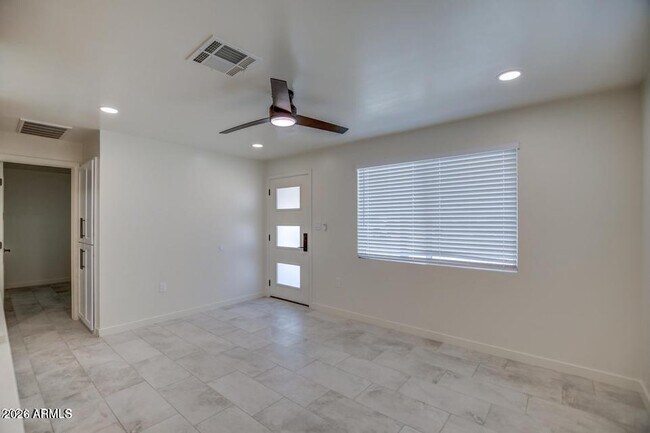 Building Photo - 1413 S Jentilly Ln