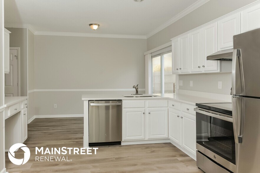 Building Photo - 6005 Russet Meadows Dr