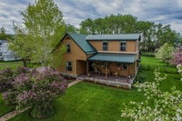 Building Photo - Spacious 4-Bedroom Home in the Heart of Sh...