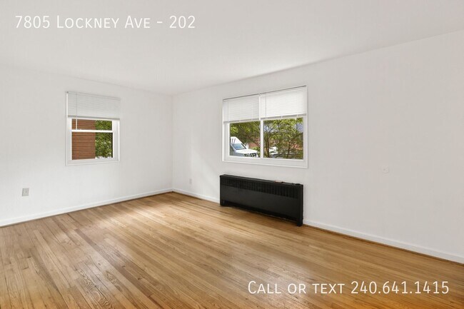 Building Photo - 7805 Lockney Ave