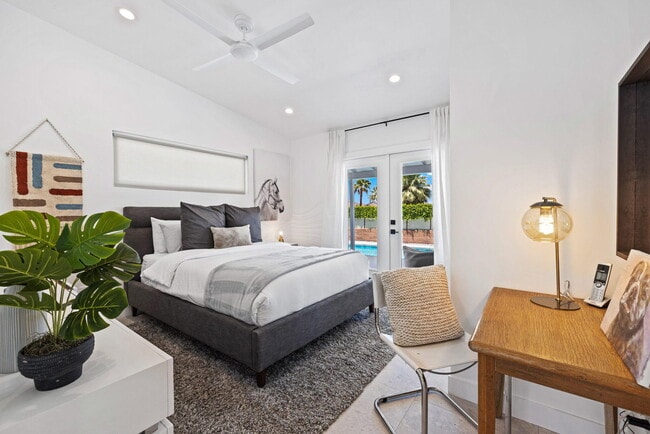 Building Photo - 38951 Bel Air Dr