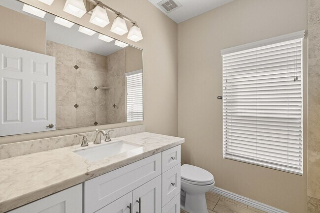 Building Photo - Scottsdale Ranch - Three Bedrooms and POOL!