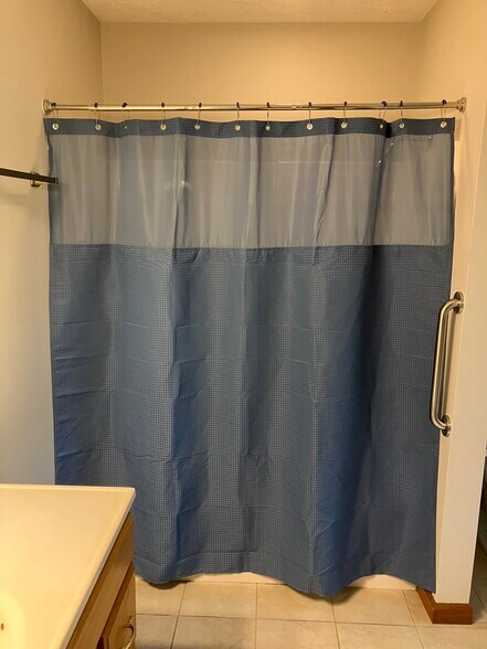 Primary Bath - shower - 4747 Knollwood Dr NW
