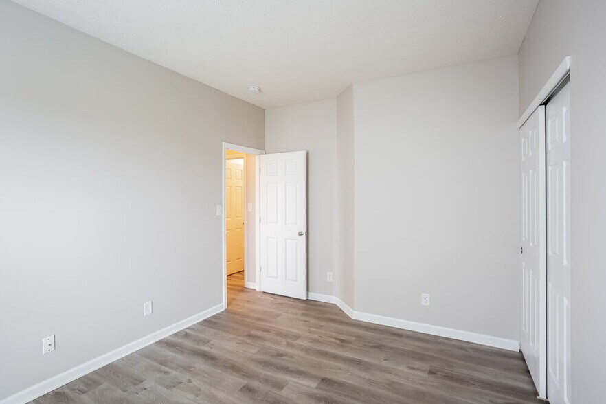Building Photo - 11631 High Timber Dr