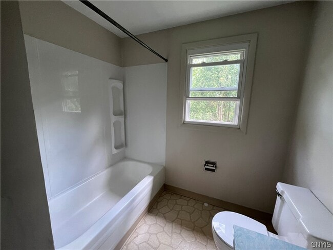 Building Photo - 645 Sunflower Dr