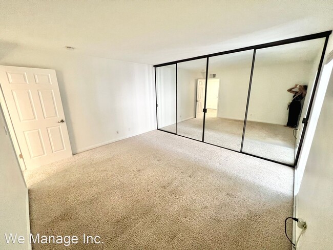 Building Photo - 1 br, 1 bath House - 6219 Marina Pacifica ...