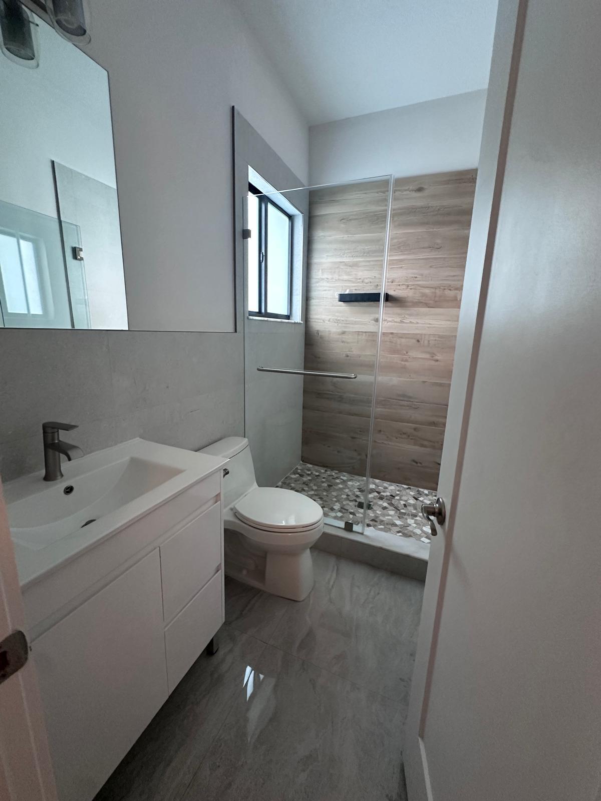 Building Photo - 6422 Coral Way
