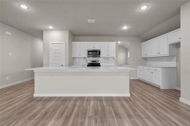 Building Photo - 354 Waters Rdg Dr