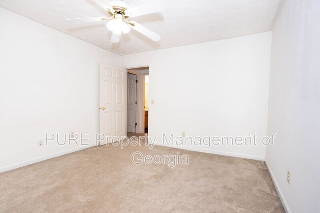 Building Photo - 21 Powers Ferry Manor SE