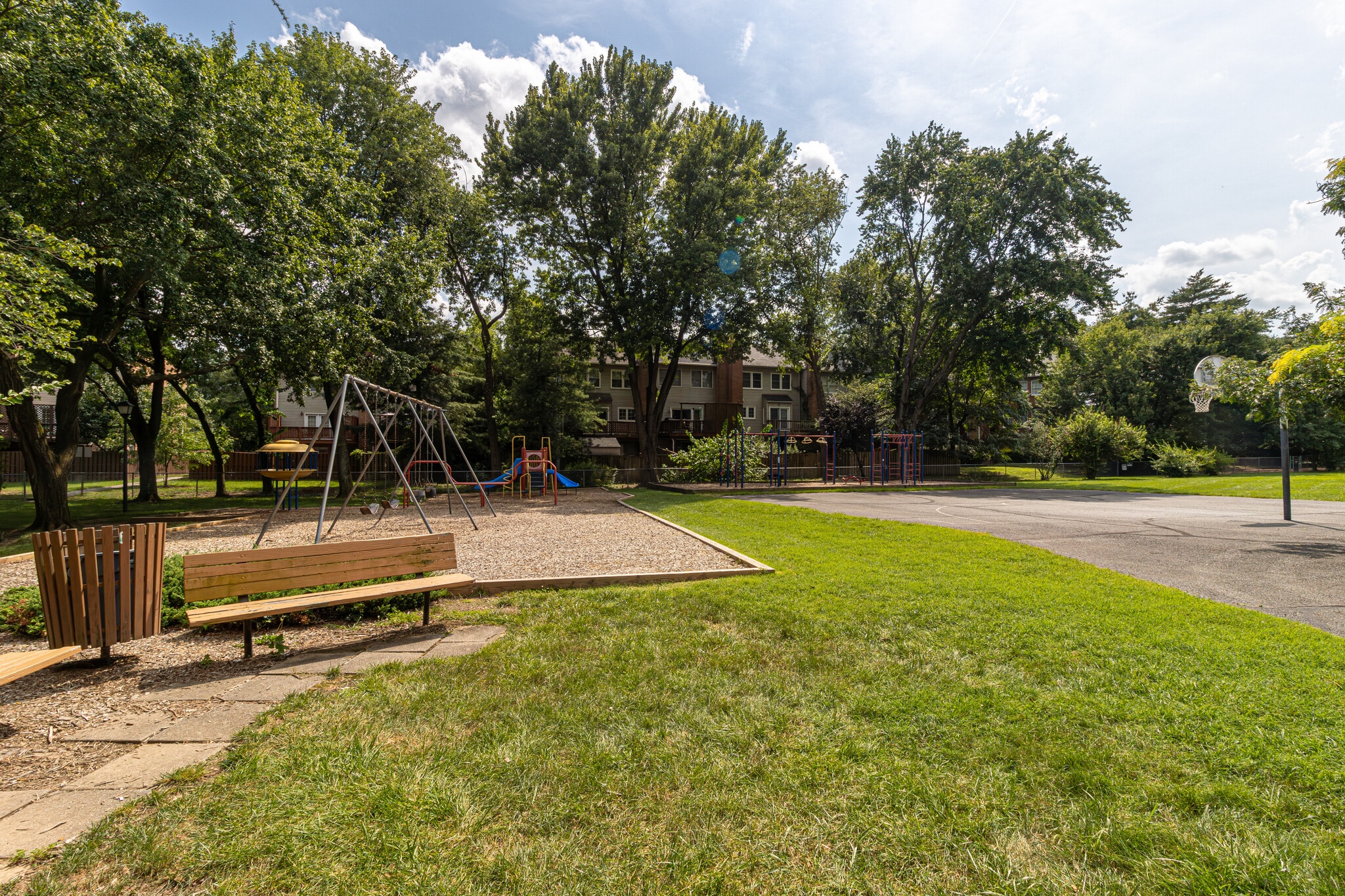 Building Photo - 6558 Gildar St