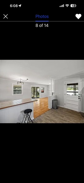 Building Photo - 889 Shady Ln