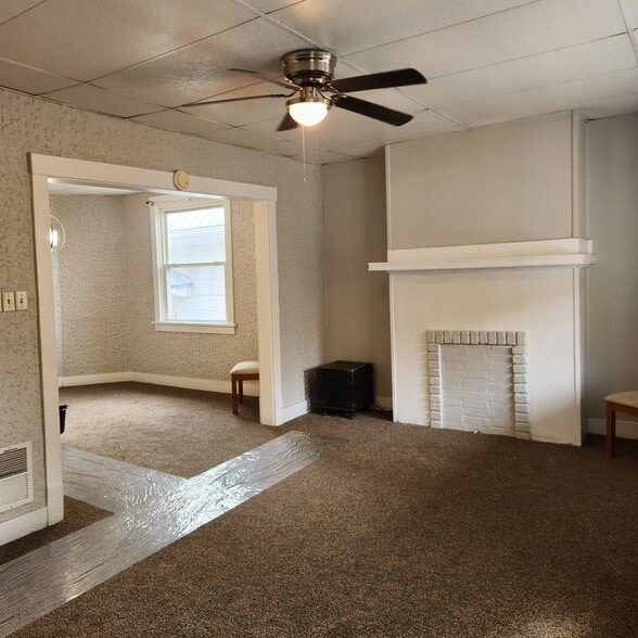 Livingroom - 436 Division Ave