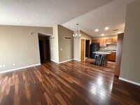 Building Photo - 102-116 Goldenrod Dr.