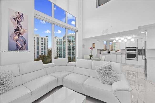 Building Photo - 3000 NE 188th St