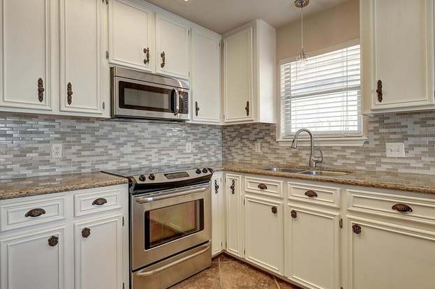 Building Photo - 14905 Dasmarinas Dr