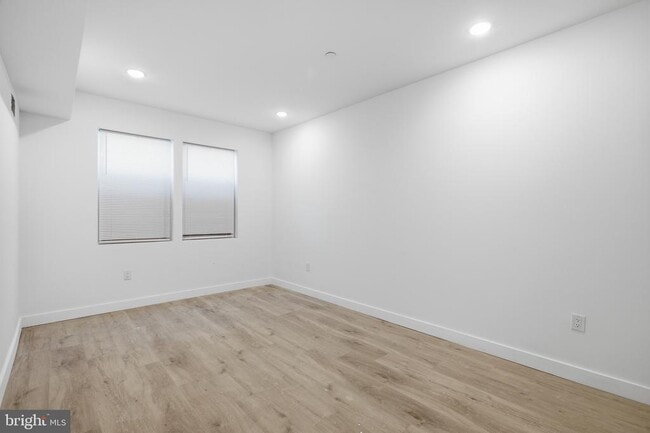 Building Photo - 2346 N 16th St