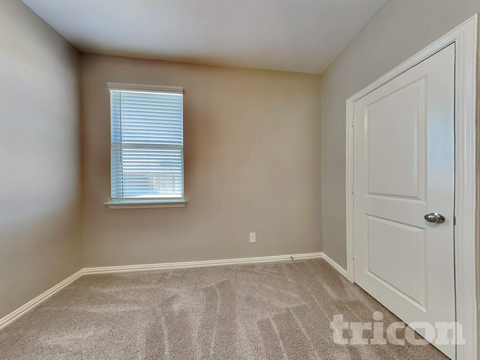 Building Photo - 2106 Silver Charm Ln