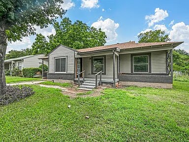 Building Photo - 3035 Modree Ave