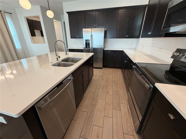 Building Photo - 16053 Micelli Dr