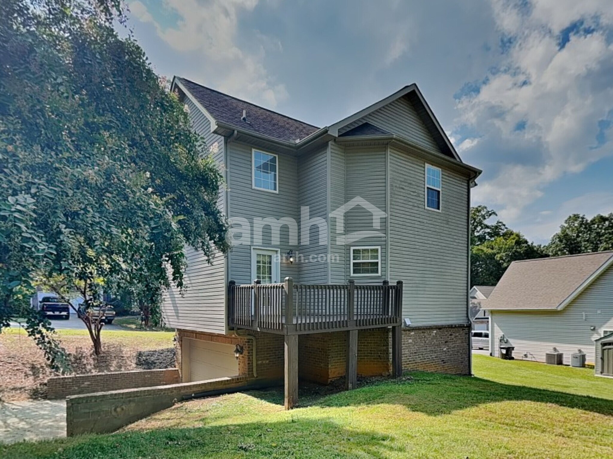 Building Photo - 10916 Parkgate Ln