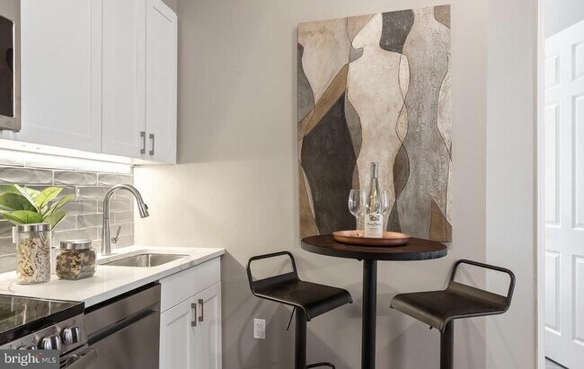 Building Photo - 459 Massachusetts Ave NW