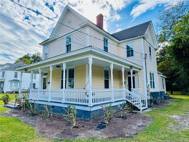 Primary Photo - 907 Caldwell St