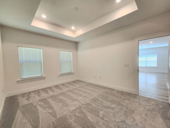 Building Photo - Beautiful new 4/2 home available in Greenb...