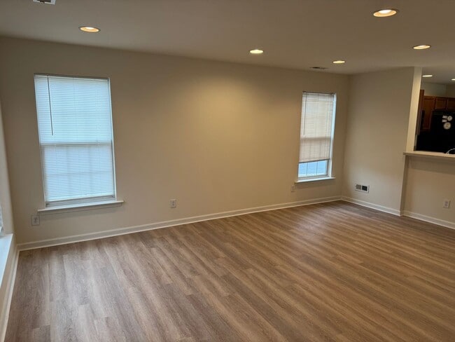 Building Photo - Upper Macungie 2 Bedroom 1.5 Bath end unit townhome for rent $1875/month