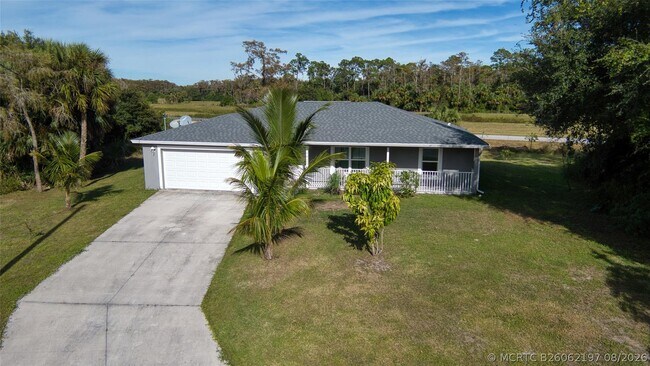 Building Photo - 8007 Royal Ct