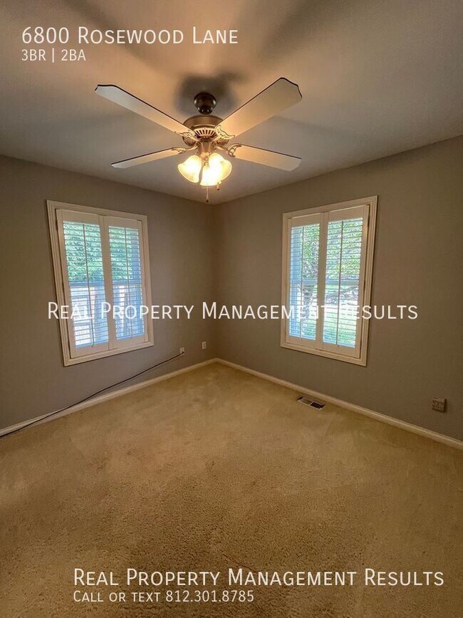 Building Photo - 6800 Rosewood Ln