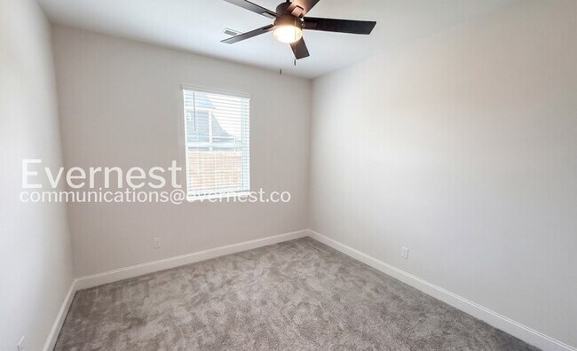 Building Photo - 108 Jude Ln